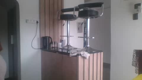 priya online show from 19, 2, 2025