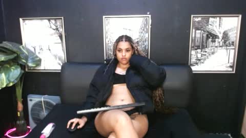 Snapshot of indianmila chatting on 26, 6, 2026 indianmila online show from 26, 6, 2026