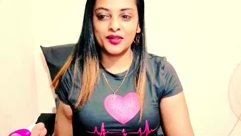 Snapshot of indianplaymate chatting on 17, 4, 2026 indianplaymate online show from 17, 4, 2026