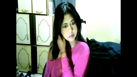 Snapshot of indianpleasures21 chatting on 9, 6, 2026 indianpleasures21 online show from 9, 6, 2026