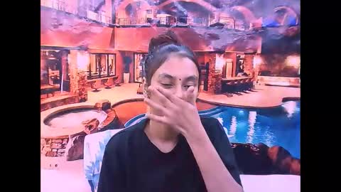 indiansexybutt4u2luv online show from 20, 4, 2026