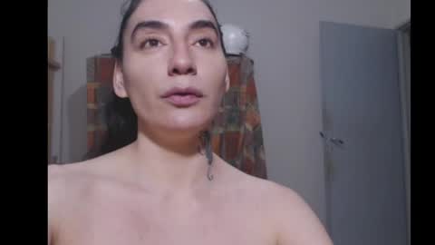 Snapshot of indioandluli chatting on 21, 4, 2026 IndioandLuliXXX online show from 21, 4, 2026