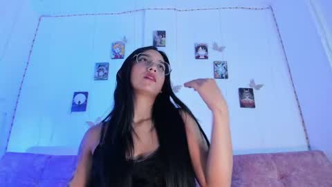 Snapshot of ineedmydaddy_ chatting on 5, 7, 2026 Luna online show from 5, 7, 2026