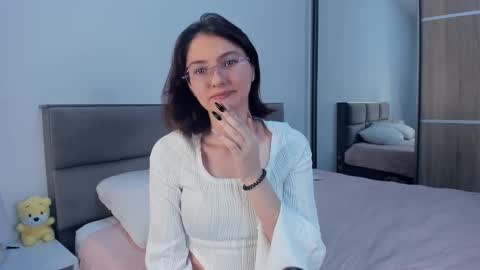 Kira online show from 17, 11, 2025