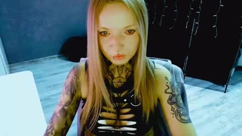 Snapshot of inesdesire chatting on 30, 9, 2025 InesDesire online show from 30, 9, 2025