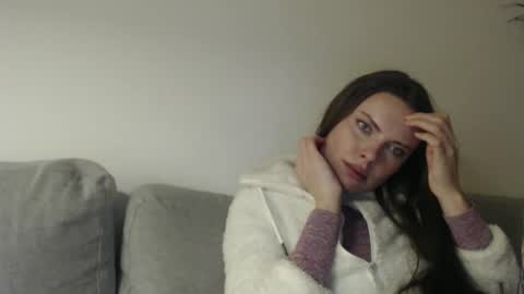 Sweet girl online show from 22, 2, 2025