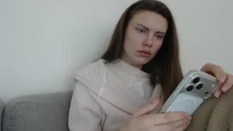 Sweet girl online show from 18, 12, 2025