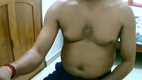 Inglorious Hairy Uncut online show from 17, 2, 2025