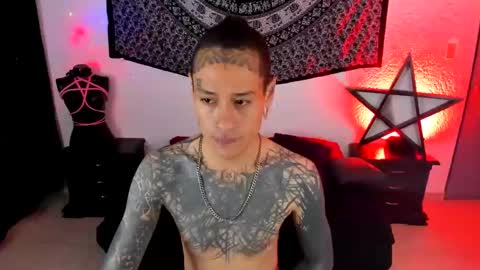 Snapshot of ink_u_buzz chatting on 6, 1, 2025 Dani online show from 6, 1, 2025