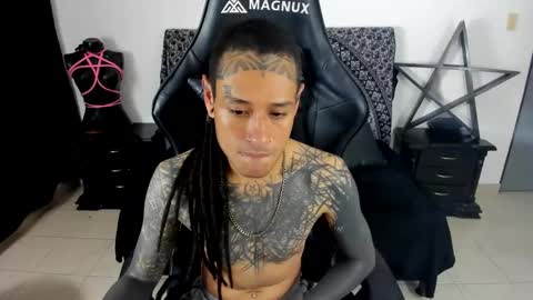 Snapshot of ink_u_buzz chatting on 7, 1, 2025 Dani online show from 7, 1, 2025