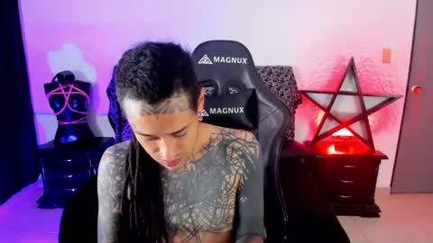 Snapshot of ink_u_buzz chatting on 24, 1, 2025 Dani online show from 24, 1, 2025