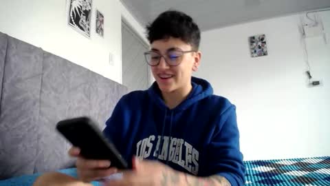 lyan onlyfans n linda online show from 27, 3, 2026