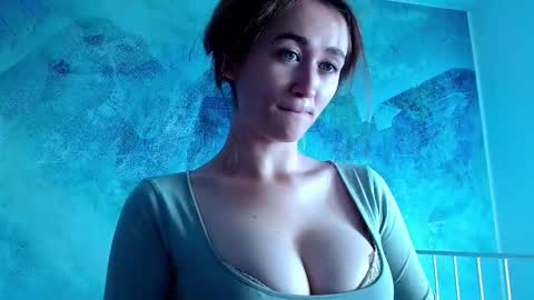 Snapshot of innnita chatting on 22, 9, 2025 Lina online show from 22, 9, 2025