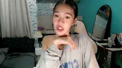 Snapshot of innocent_reign69 chatting on 21, 5, 2026 Reign online show from 21, 5, 2026