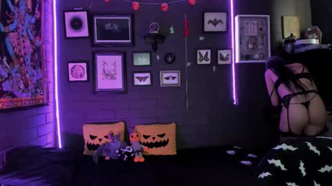   SANIA  online show from 23, 10, 2025