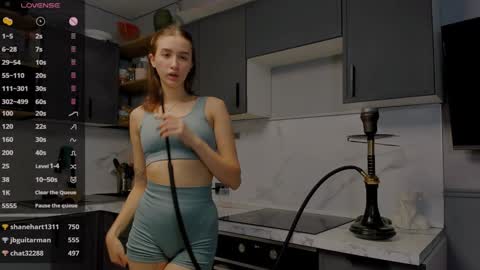 Snapshot of internetsexplorer chatting on 9, 12, 2024 Bernadette Join online show from 9, 12, 2024