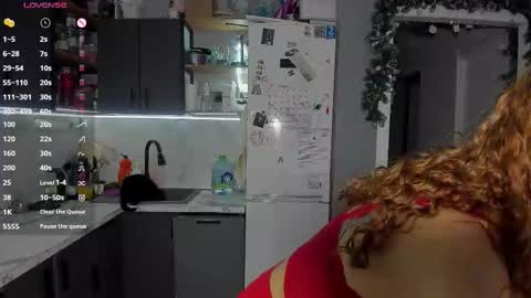 Snapshot of internetsexplorer chatting on 4, 2, 2026 Bernadette Join online show from 4, 2, 2026