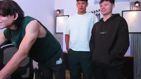 Damian Sam Jack Daniel and James online show from 12, 3, 2025