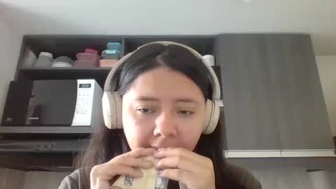 Iris 3 online show from 14, 4, 2026