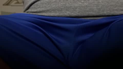 Snapshot of intressiert chatting on 12, 1, 2025 intressiert online show from 12, 1, 2025