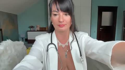 Snapshot of iracherrynow chatting on 20, 7, 2026 iracherrynow online show from 20, 7, 2026