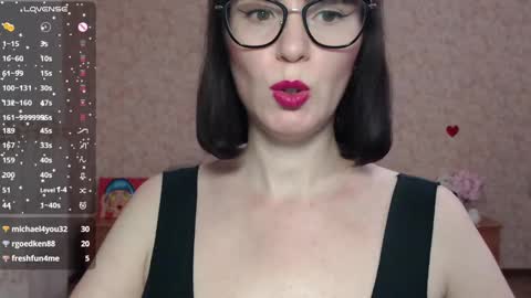 IrenLarasani online show from 8, 12, 2024