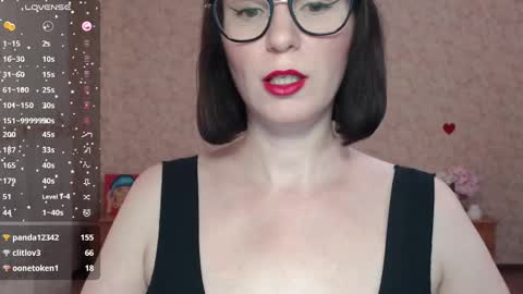 IrenLarasani online show from 26, 2, 2025