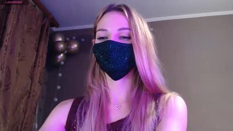 Lily online show from 7, 11, 2025