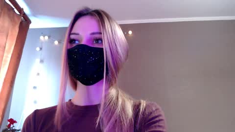 Lily online show from 10, 2, 2026