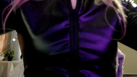 Lily online show from 27, 3, 2026