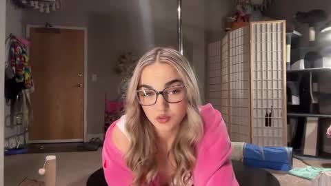 iris online show from 8, 3, 2025