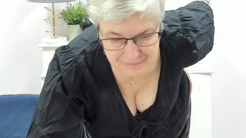 I R I S online show from 2, 3, 2026