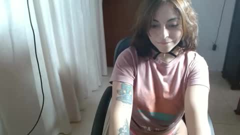 irisarellano_ online show from 11, 5, 2026