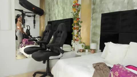 Iris Fit online show from 28, 1, 2025