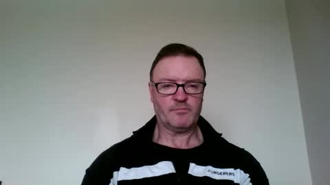 Snapshot of irish_pipe chatting on 10, 4, 2026 irish_pipe online show from 10, 4, 2026
