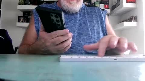 Snapshot of irishdudeloveoib chatting on 13, 2, 2025 Irishdudelove online show from 13, 2, 2025