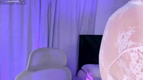Snapshot of irismoira chatting on 17, 4, 2026 Iris Moira online show from 17, 4, 2026