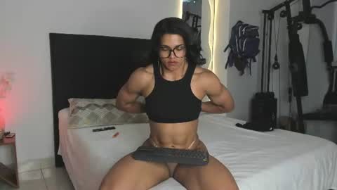 irismuscle online show from 14, 7, 2026