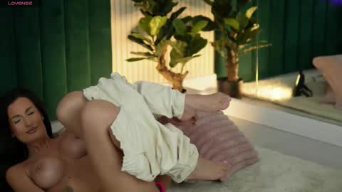 Maria online show from 12, 9, 2025