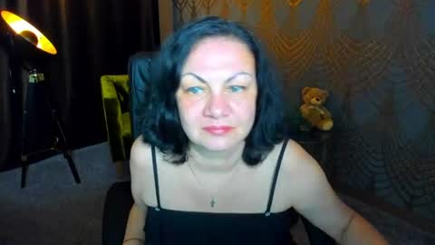 Iris online show from 17, 7, 2026