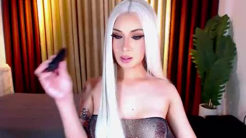 Tiffany online show from 26, 2, 2026