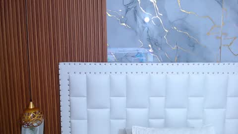 Sandy  online show from 18, 1, 2025