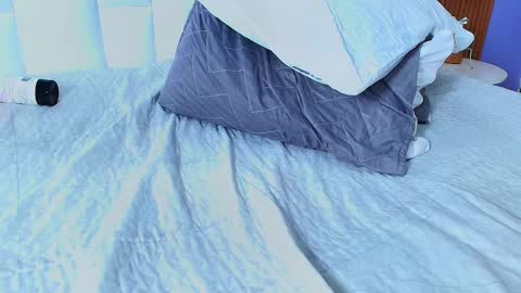 Sandy  online show from 24, 2, 2025