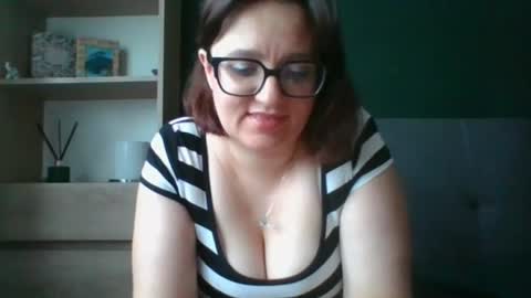 Snapshot of irresistibleparis chatting on 14, 7, 2026 Paris online show from 14, 7, 2026