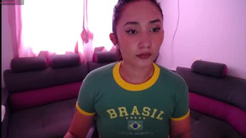 Snapshot of isa_bella___ chatting on 27, 5, 2026 Isa online show from 27, 5, 2026