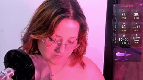 Snapshot of isa_grey_ chatting on 25, 9, 2025 Isa online show from 25, 9, 2025