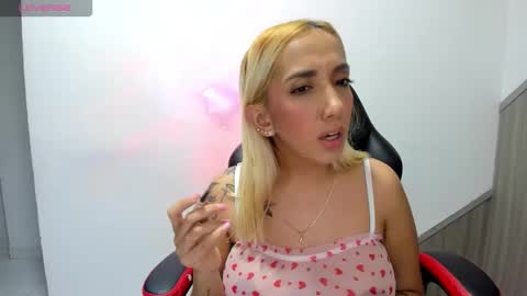 Snapshot of isa_klein chatting on 24, 2, 2026 isa_klein online show from 24, 2, 2026