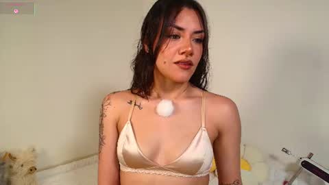 Snapshot of isa_laurentt chatting on 28, 6, 2026 Isabella Laurentt online show from 28, 6, 2026