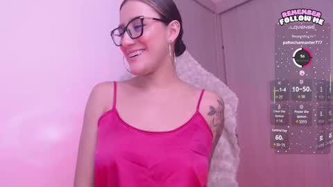 Snapshot of isa_official_ chatting on 27, 11, 2025 I S A B E LL A3 online show from 27, 11, 2025