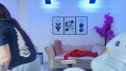 Snapshot of isa_reel chatting on 24, 5, 2026 ISA online show from 24, 5, 2026